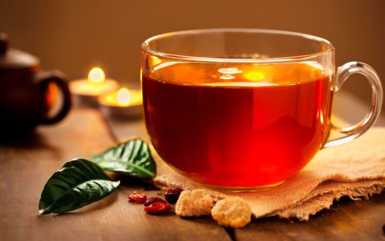 Le thé non sucré est une boisson autorisée dans le menu diététique